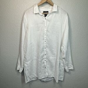 Tahari White Button Down Shirt